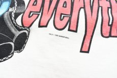 画像4: Used Looney Tunes S/S Tee made in USA (4)