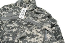 画像2: Deadstock Us Army ECWCS Gen III Level 4 Wind Cold Weather Jacket UCP (2)