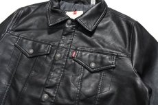 画像2: Levi's Faux Leather Trucker Jacket Black リーバイス (2)