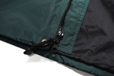 画像5: Deadstock Tri Mountain Nylon Jacket #9300 Green/Black (5)