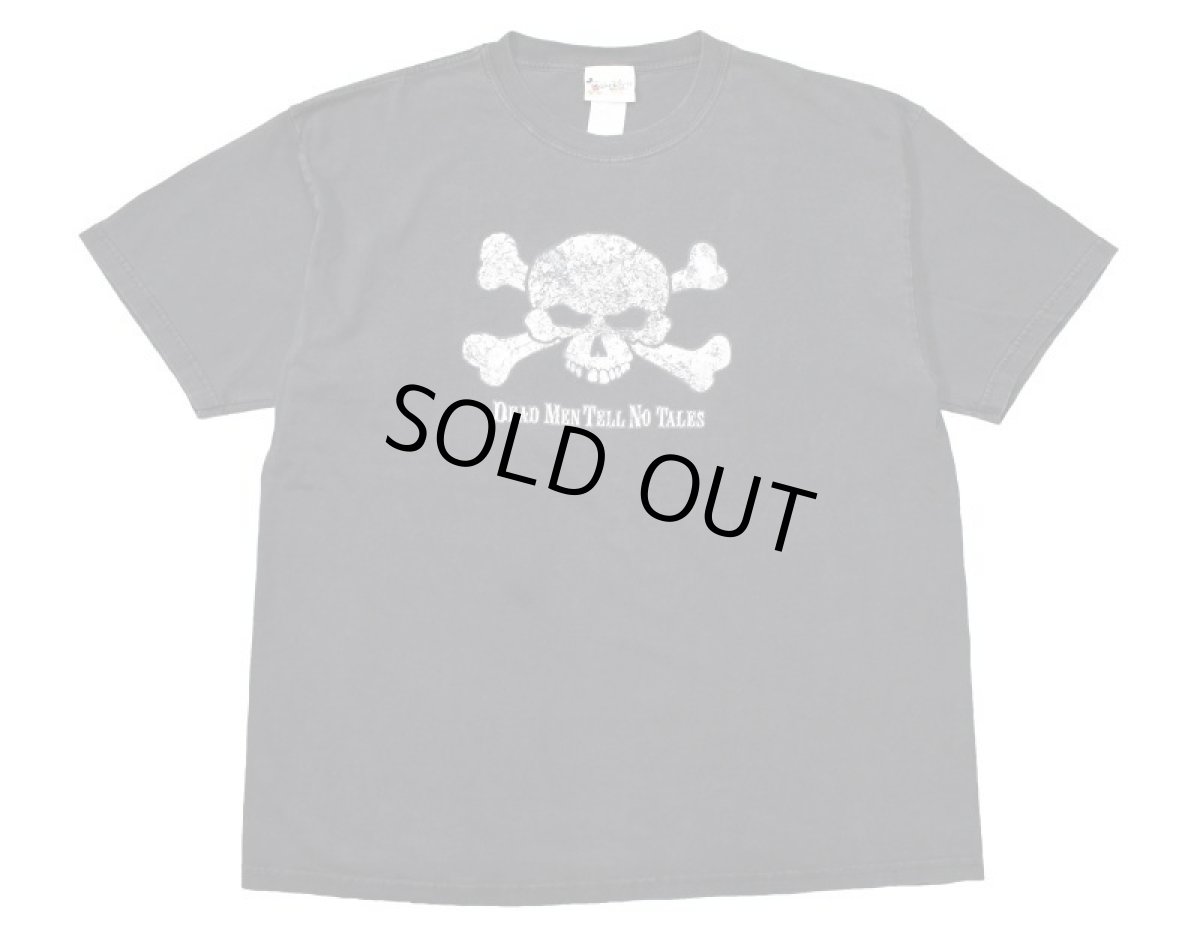 画像1: Used Disney S/S Print Tee "Dead Men Tell No Tales" (1)
