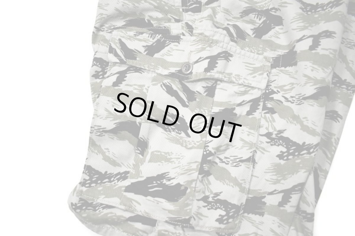 画像4: Levi's Camouflage Cargo Shorts リーバイス (4)