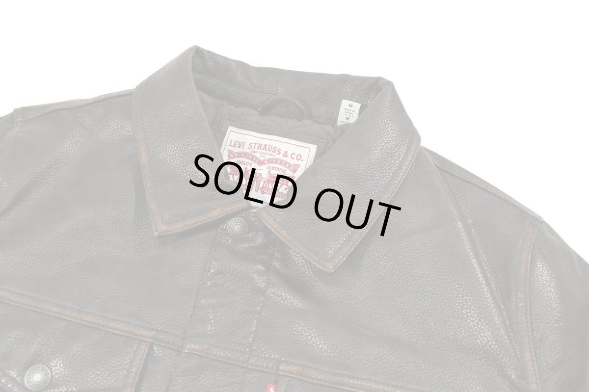 画像4: Levi's Faux Leather Trucker Sherpa Jacket Brown リーバイス (4)