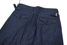 画像4: Fraizzoli Pleat Seamless Denim Slacks  (4)