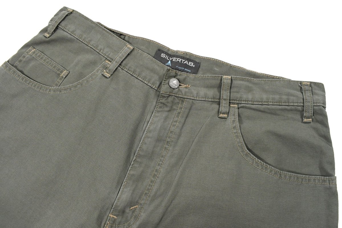 画像2: Deadstock Levi's Silver Tab Shorts Olive リーバイス (2)