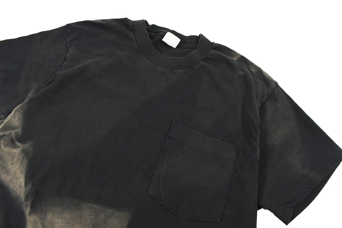 画像2: Used Fruit of the Loom S/S Fade Pocket Tee Black made in USA (2)