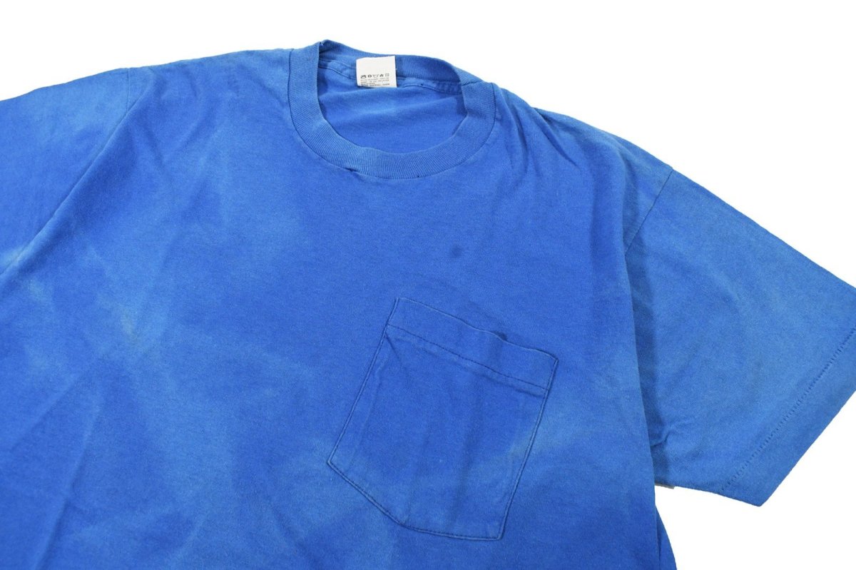画像2: Used Fruit of the Loom S/S Fade Pocket Tee Blue made in USA (2)