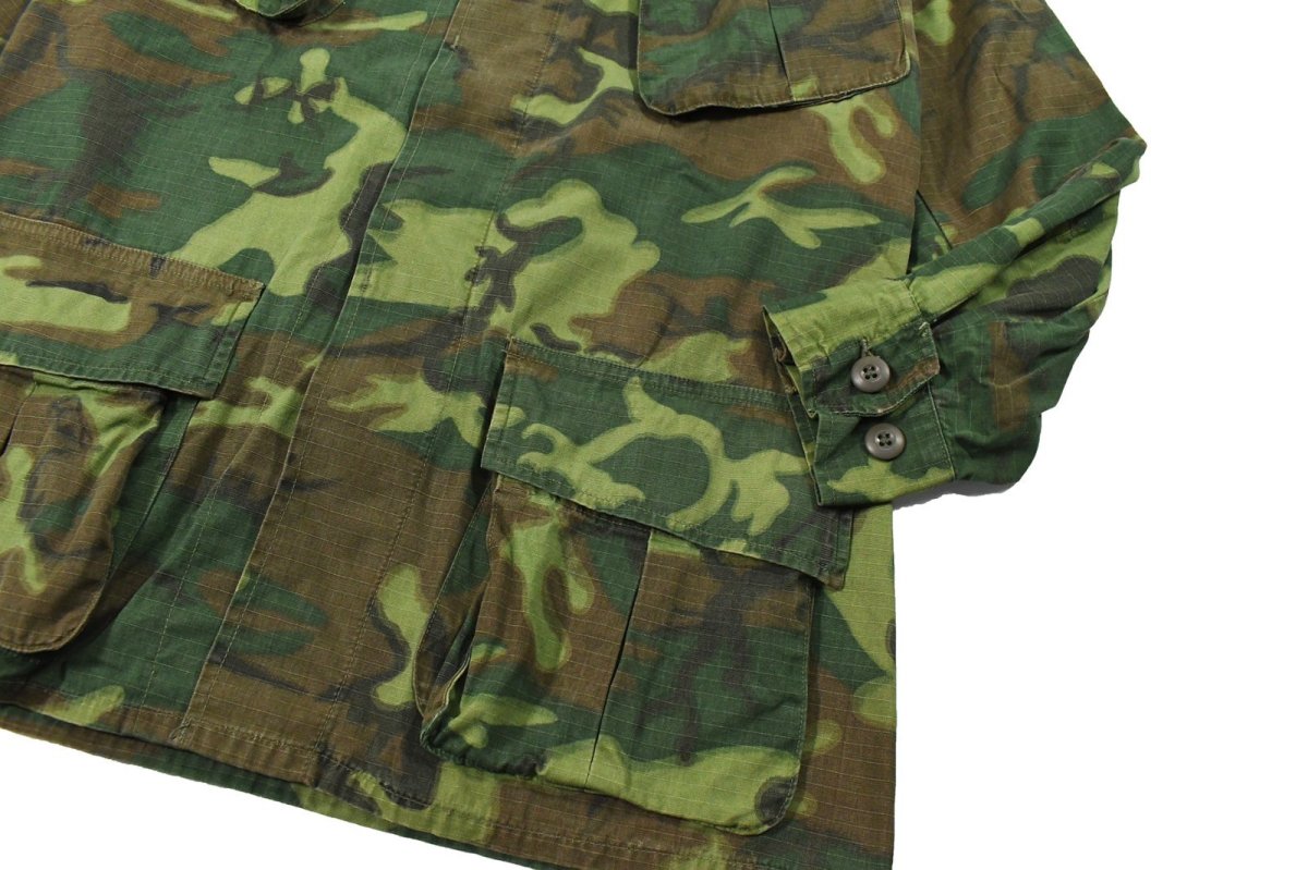 画像3: Used Us Military Ripstop Poplin Jungle Fatigue Jacket ERDL Leaf Camo (3)