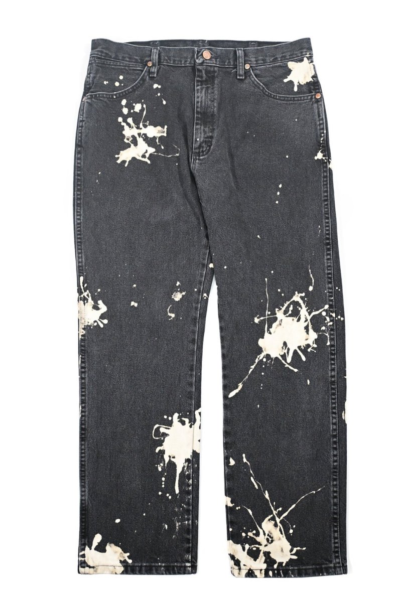 画像1: Wrangler 13MWZ Bleached Original Cowboy Cut Jeans Sulfur Black ラングラー (1)