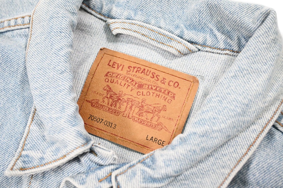 画像4: 97' Deadstock Levi's 70507-0313 Denim Jacket made in USA (4)