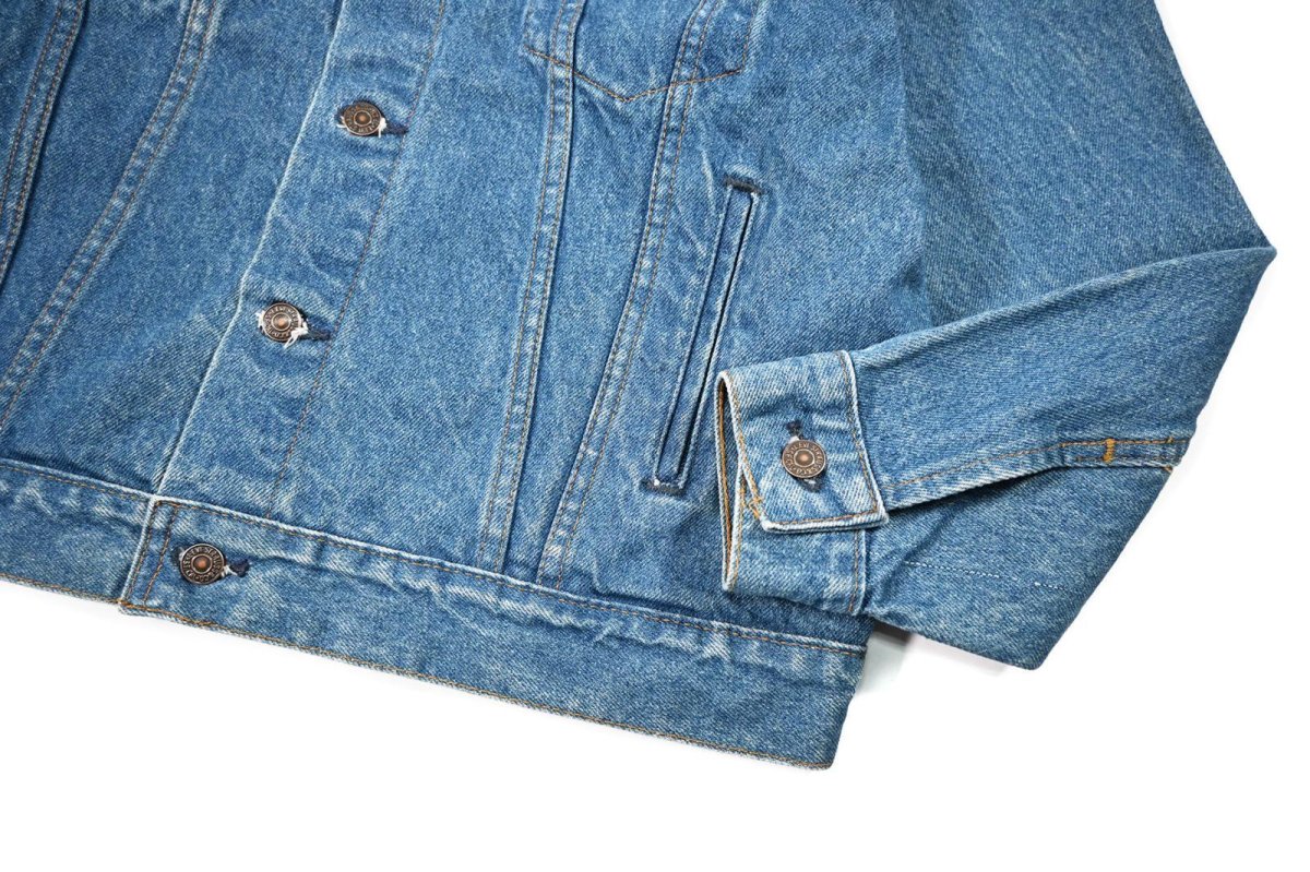 画像4: 88' Used Levi's 70507-0214 Denim Jacket made in USA (4)