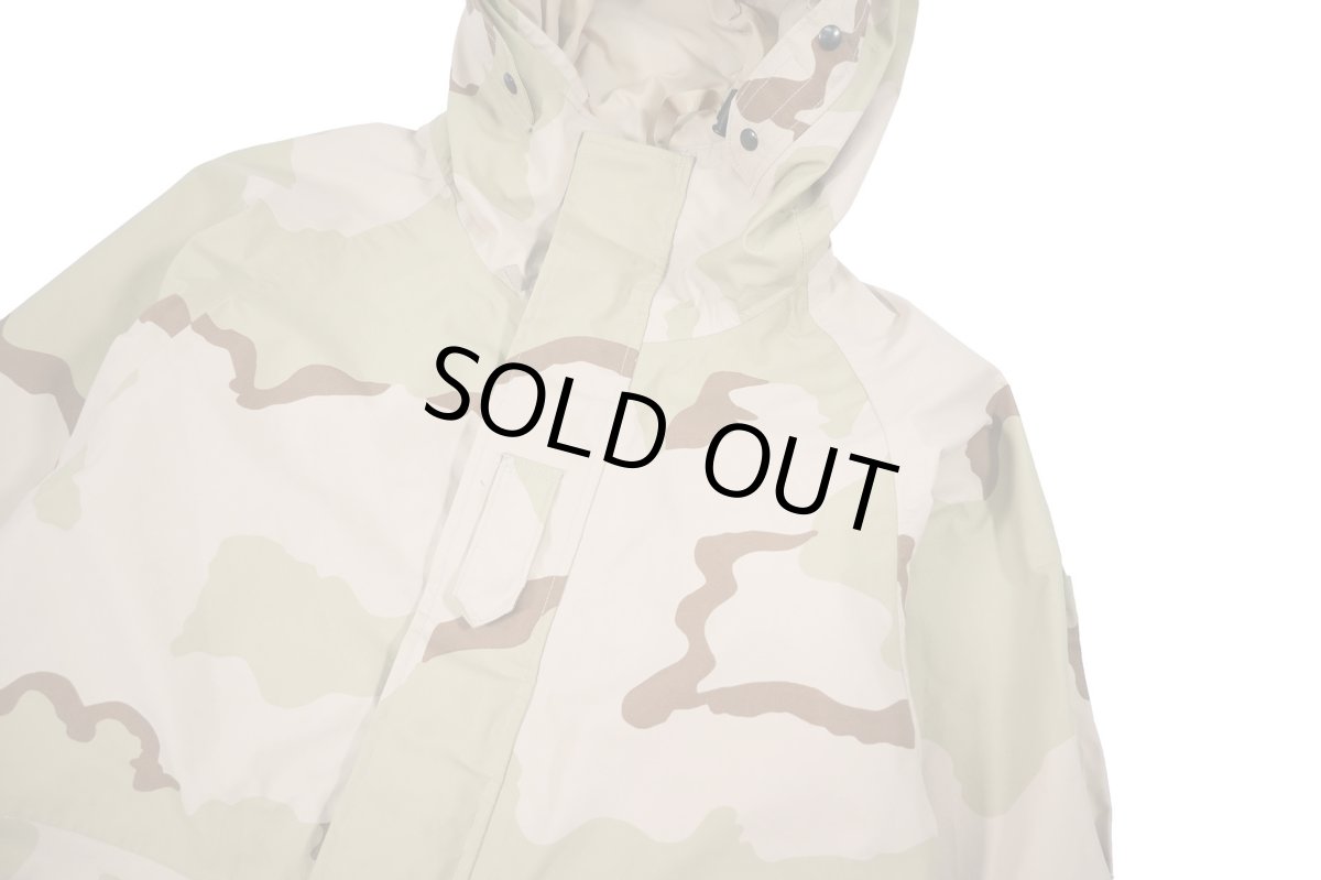 画像2: Used Us Army ECWCS Gen1 GORE-TEX Parka 3C Desert Camo (2)