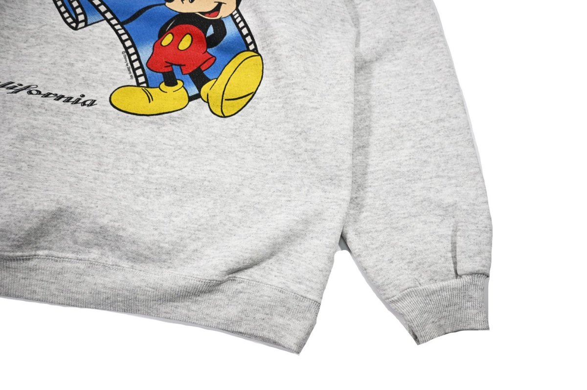 画像3: Used Hanes Disney Raglan Sleeve Print Sweat Shirt made in USA (3)