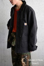 画像7: Carhartt Aged Duck Unlined Chore Coat Black (7)