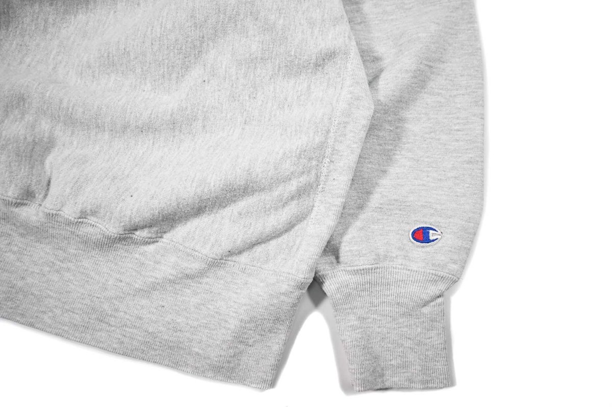 画像3: 90s Used Champion Reverse Weave Sweat Shirt Ash made in USA (3)