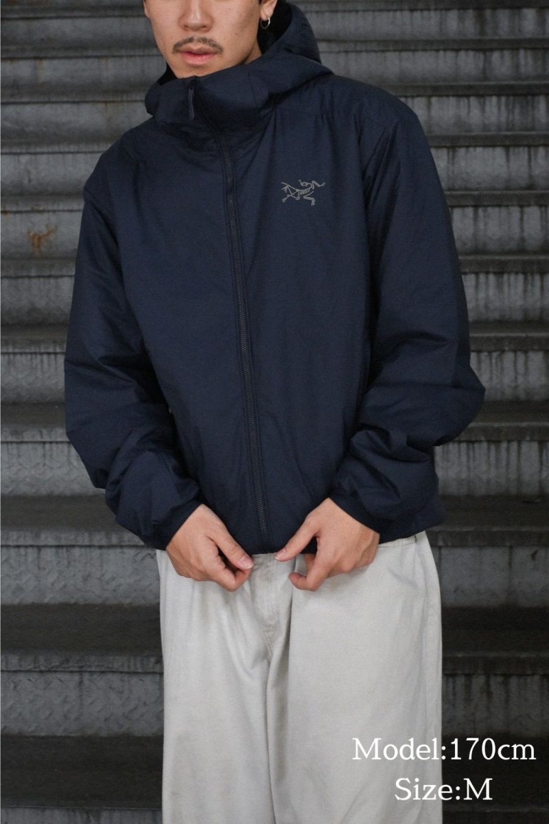 画像2: ARC'TERYX Atom Hoody Black Sapphire アークテリクス (2)
