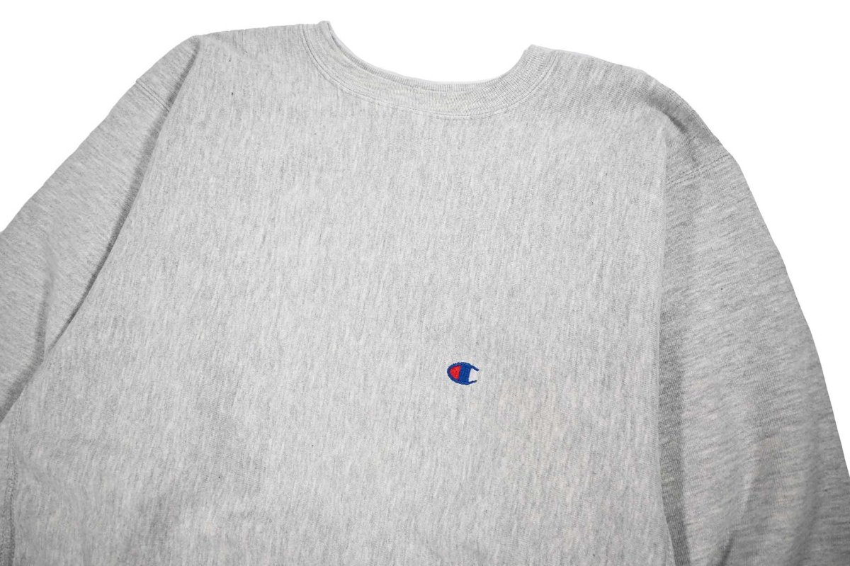 画像2: 90s Used Champion Reverse Weave Sweat Shirt Ash made in USA (2)