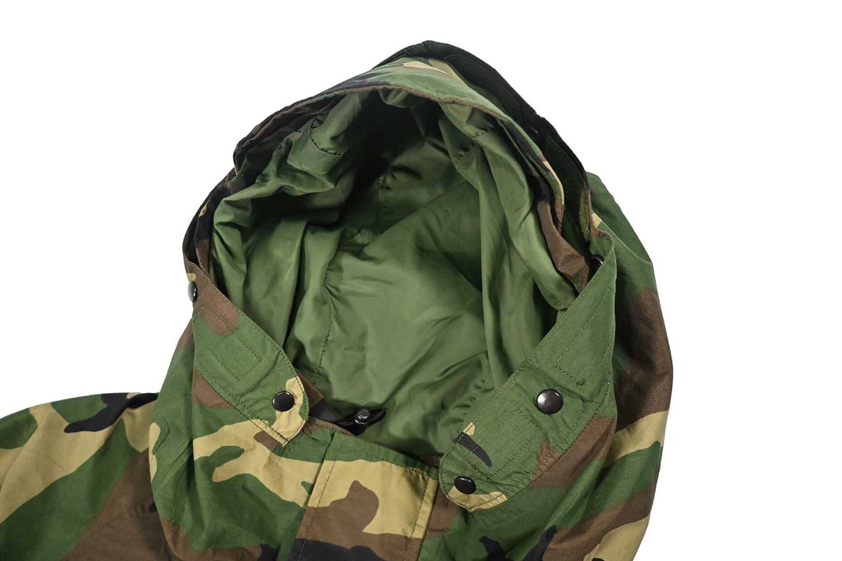 画像5: Used Us Army ECWCS Gen1 GORE-TEX Parka Woodland Camo (5)