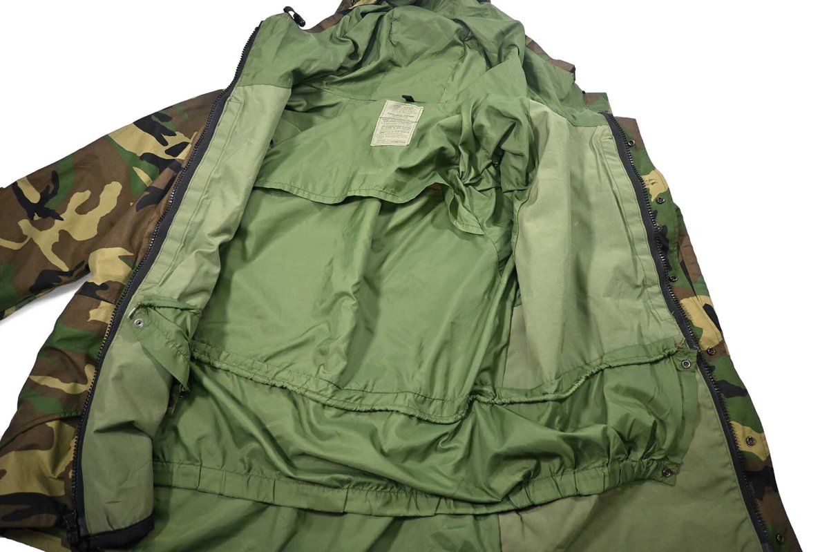 画像8: Used Us Army ECWCS Gen1 GORE-TEX Parka Woodland Camo (8)