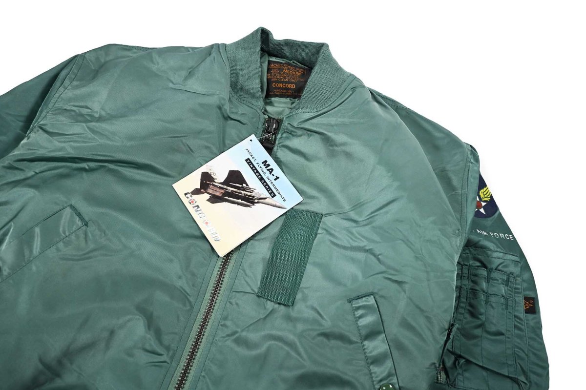 画像2: Deadstock Concord MA-1 Flight Jacket Olive made in USA (2)