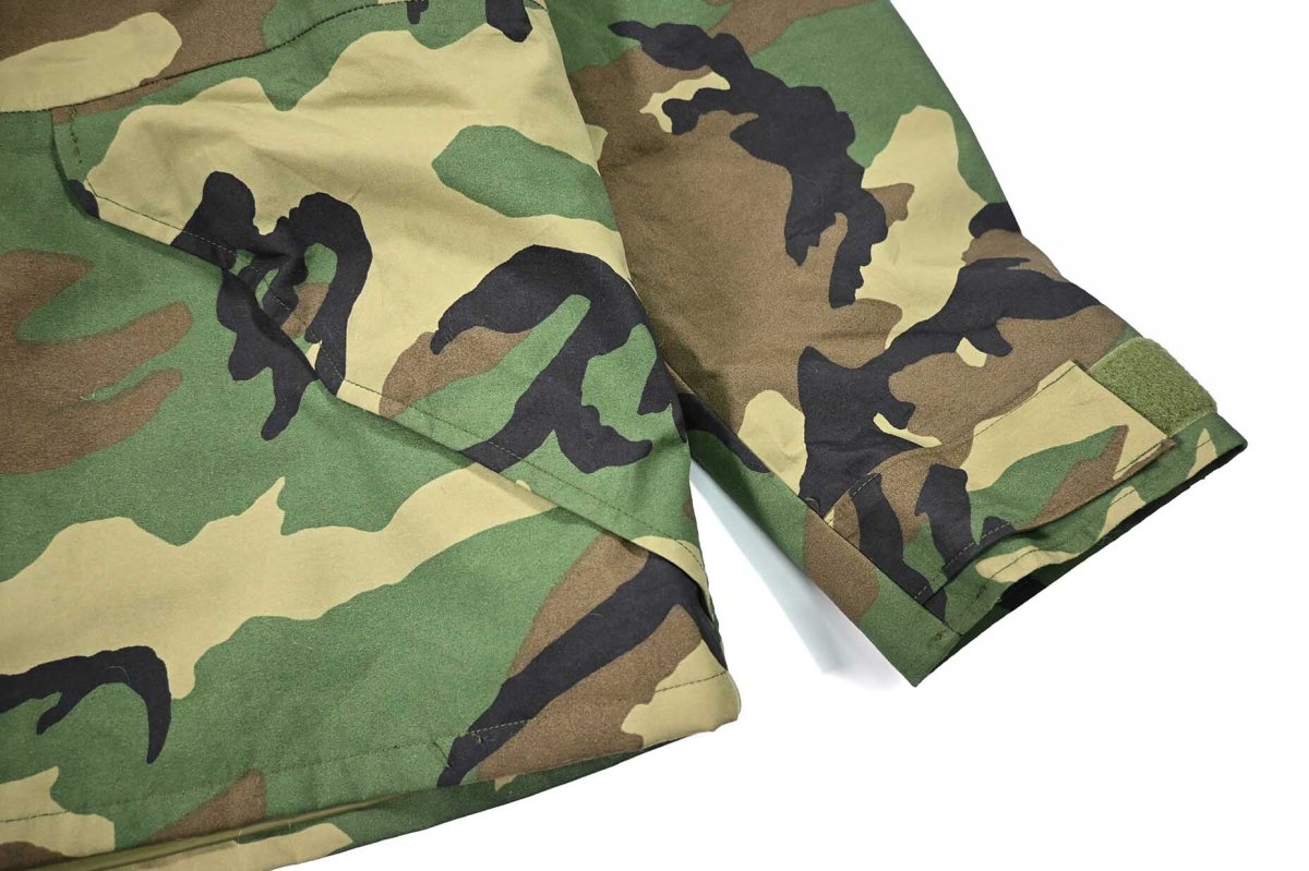 画像3: Used Us Army ECWCS Gen1 GORE-TEX Parka Woodland Camo (3)