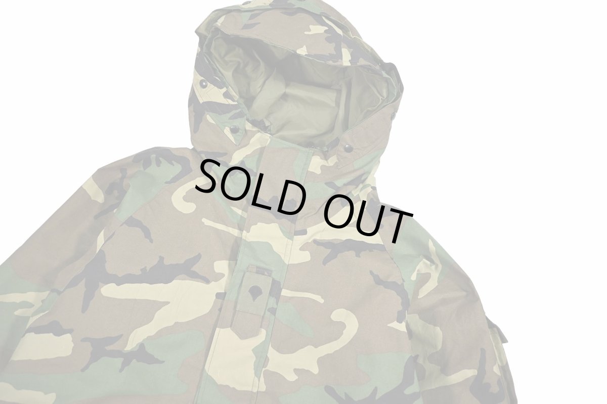 画像2: Used Us Army ECWCS Gen1 GORE-TEX Parka Woodland Camo (2)