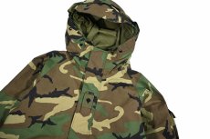 画像2: Used Us Army ECWCS Gen1 GORE-TEX Parka Woodland Camo (2)