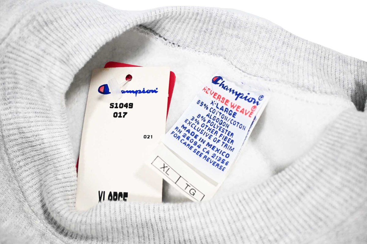 画像4: 90s Deadstock Champion Reverse Weave Sweat Hoodie "Harvard" (4)