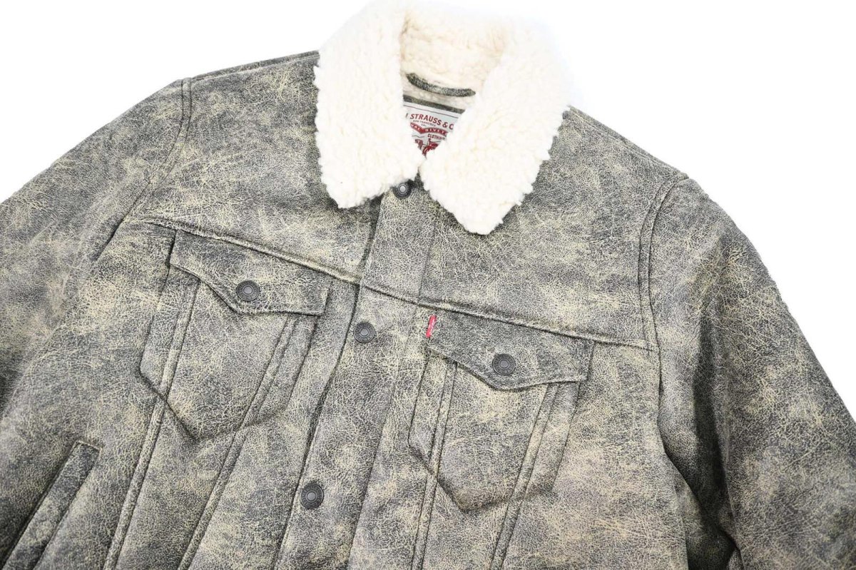 画像2: Levi's Faux Shearling Trucker Jacket リーバイス (2)