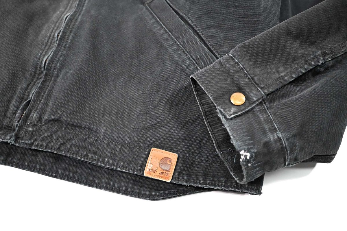 画像4: Used Carhartt Quilt Lined Duck Hooded Jacket Black (4)