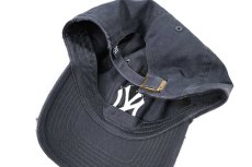 画像3: New York Yankees Damaged Cap (3)
