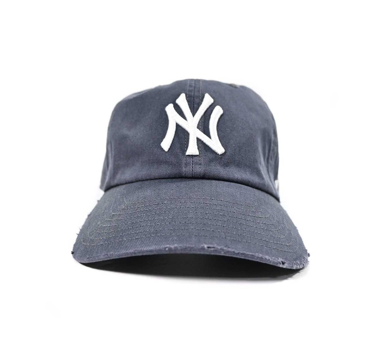 画像1: New York Yankees Damaged Cap (1)