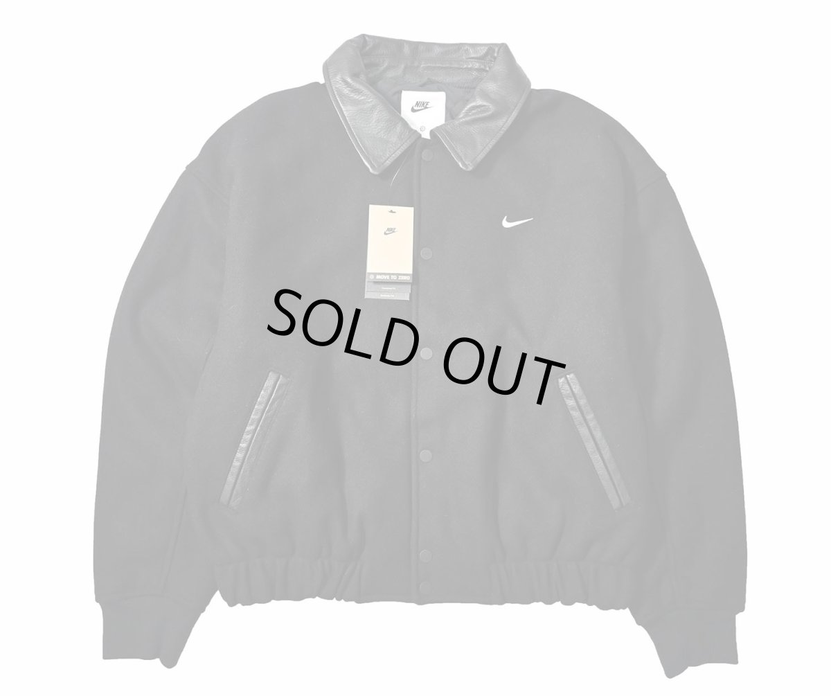画像1: Nike Solo Swoosh Wool Varsity Jacket Black (1)
