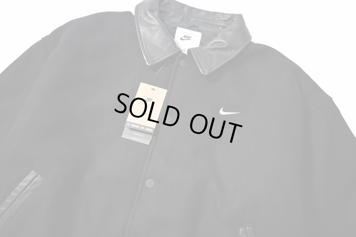 画像2: Nike Solo Swoosh Wool Varsity Jacket Black (2)