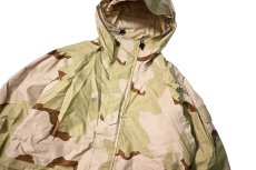画像2: Deadstock Us Army ECWCS Gen1 GORE-TEX Parka 3C Desert Camo (2)