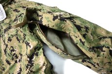 画像4: Deadstock US Navy NWU GORE-TEX Working Parka Type3 (4)
