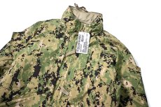 画像2: Deadstock US Navy NWU GORE-TEX Working Parka Type3 (2)