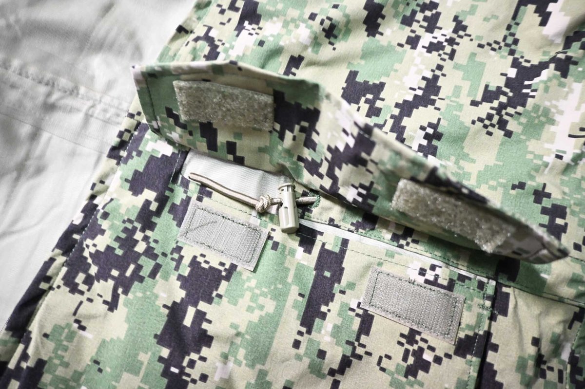 画像6: Deadstock US Navy NWU GORE-TEX Working Parka Type3 (6)