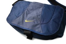 画像2: Used Nike Messenger Bag (2)