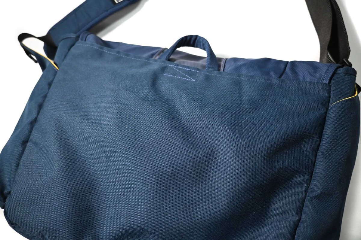 画像3: Used Nike Messenger Bag (3)