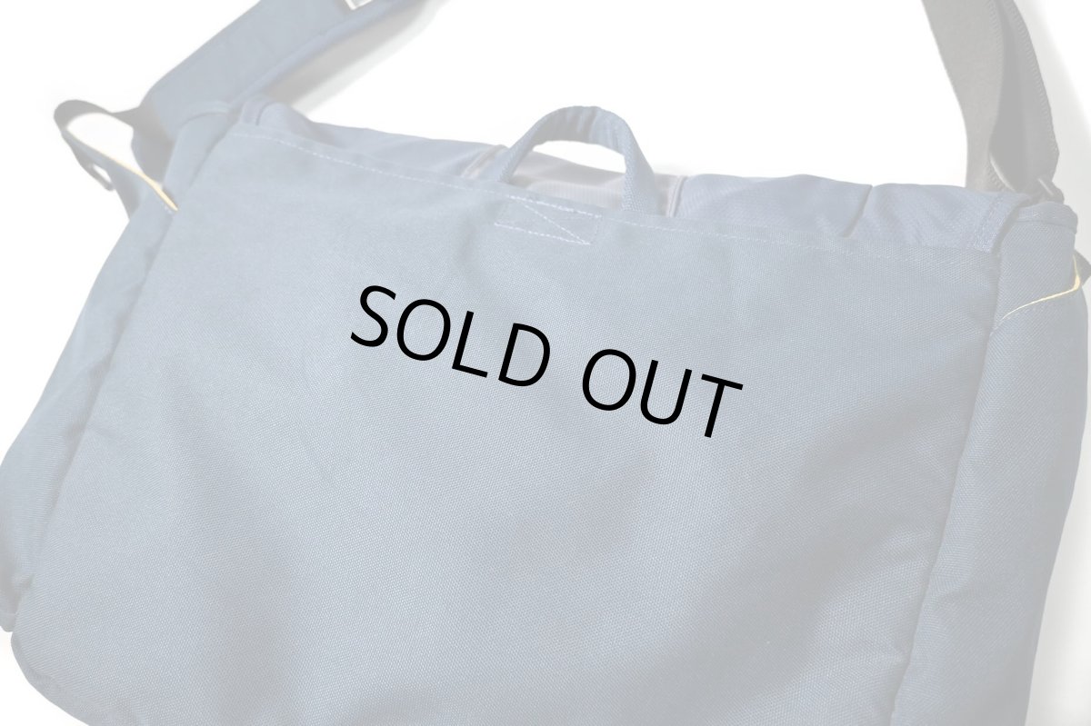 画像3: Used Nike Messenger Bag (3)