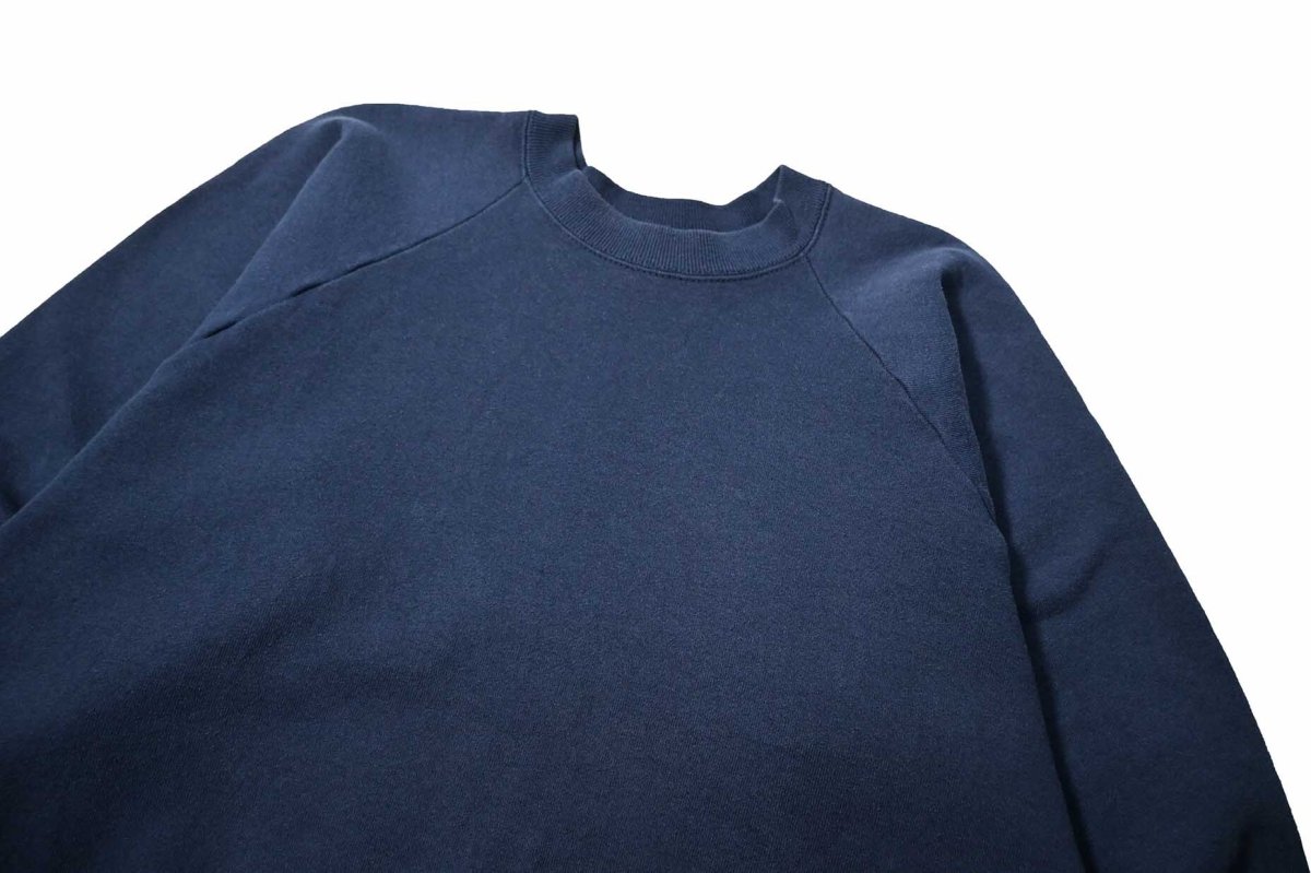 画像2: Used Fruit of the Loom Raglan Sleeve Blank Sweat Shirt Navy made in USA (2)