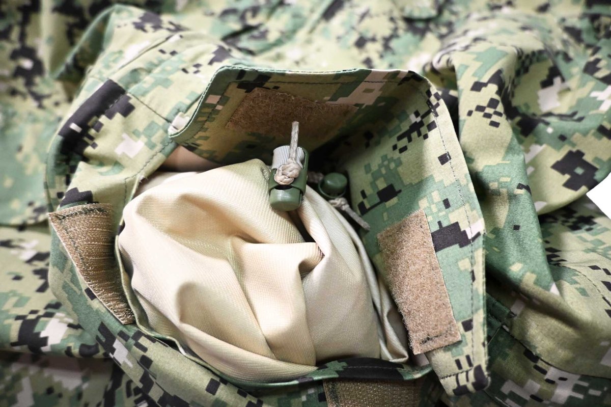 画像7: Used Us Navy NWU GORE-TEX Working Parka Type3 (7)