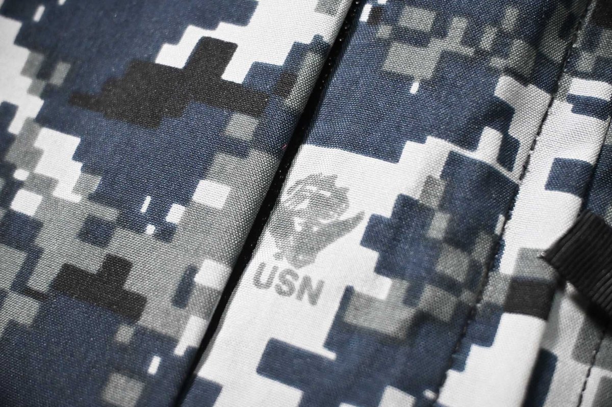 画像8: Used Us Navy NWU GORE-TEX Working Parka Type1 (8)
