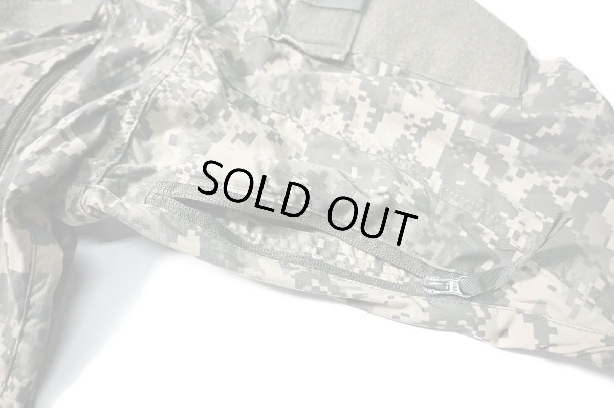 画像4: Deadstock Us Army ECWCS GenIII Level5 Soft Shell Jacket (4)