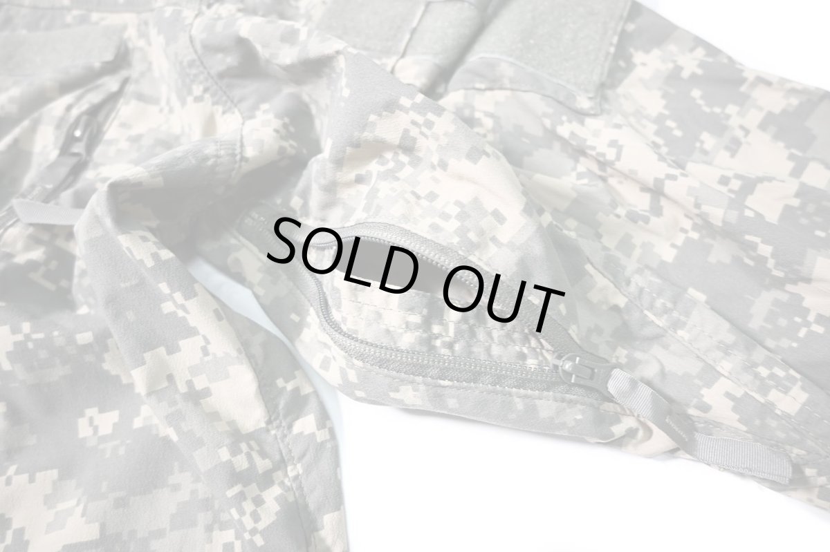 画像4: Deadstock Us Army ECWCS GenIII Level5 Soft Shell Jacket (4)