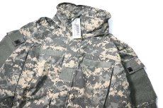 画像2: Deadstock Us Army ECWCS GenIII Level5 Soft Shell Jacket (2)