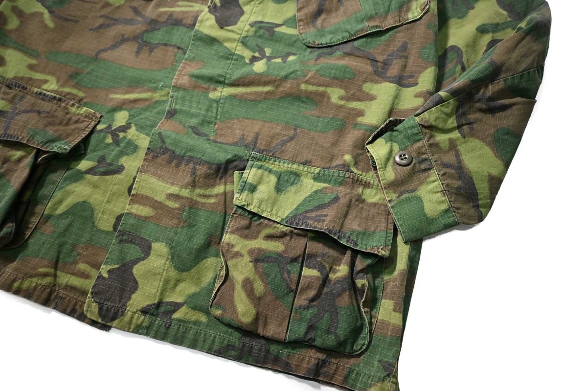 画像3: Used Us Military Ripstop Poplin Jungle Fatigue Jacket ERDL Leaf Camo (3)