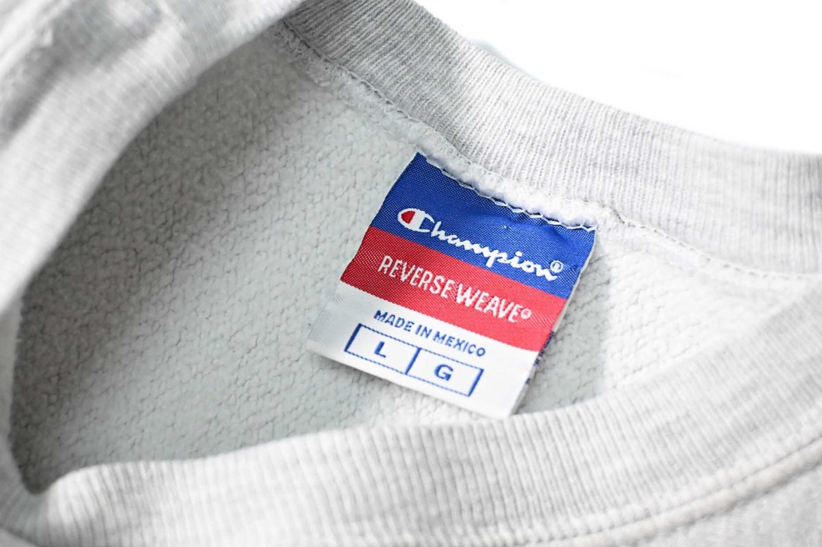 画像4: 00s Used Champion Reverse Weave Sweat Shirt "Middlebury" (4)