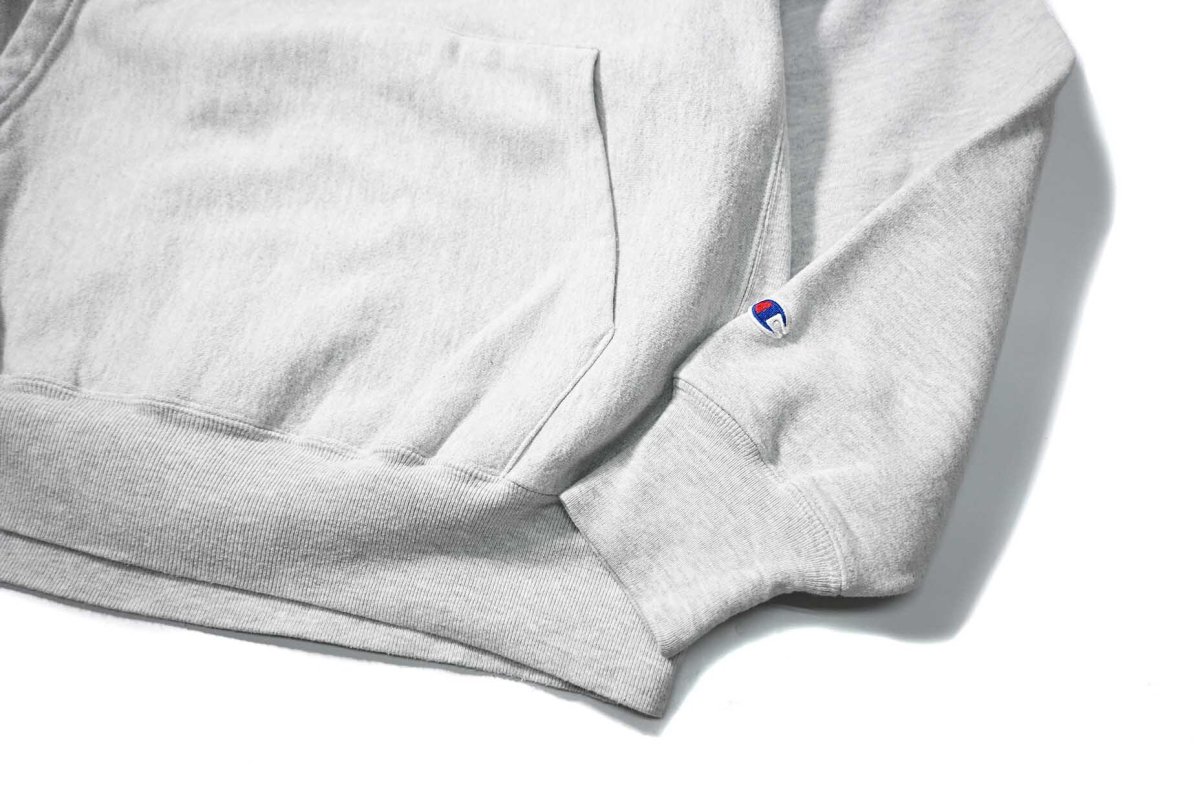画像3: 00s Used Champion Reverse Weave Sweat Hoodie "Rivers" (3)